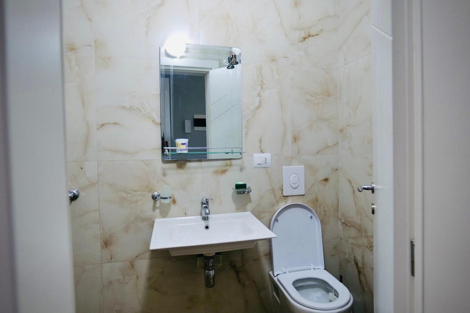 Aren Penthouse Leilighet Vlorë